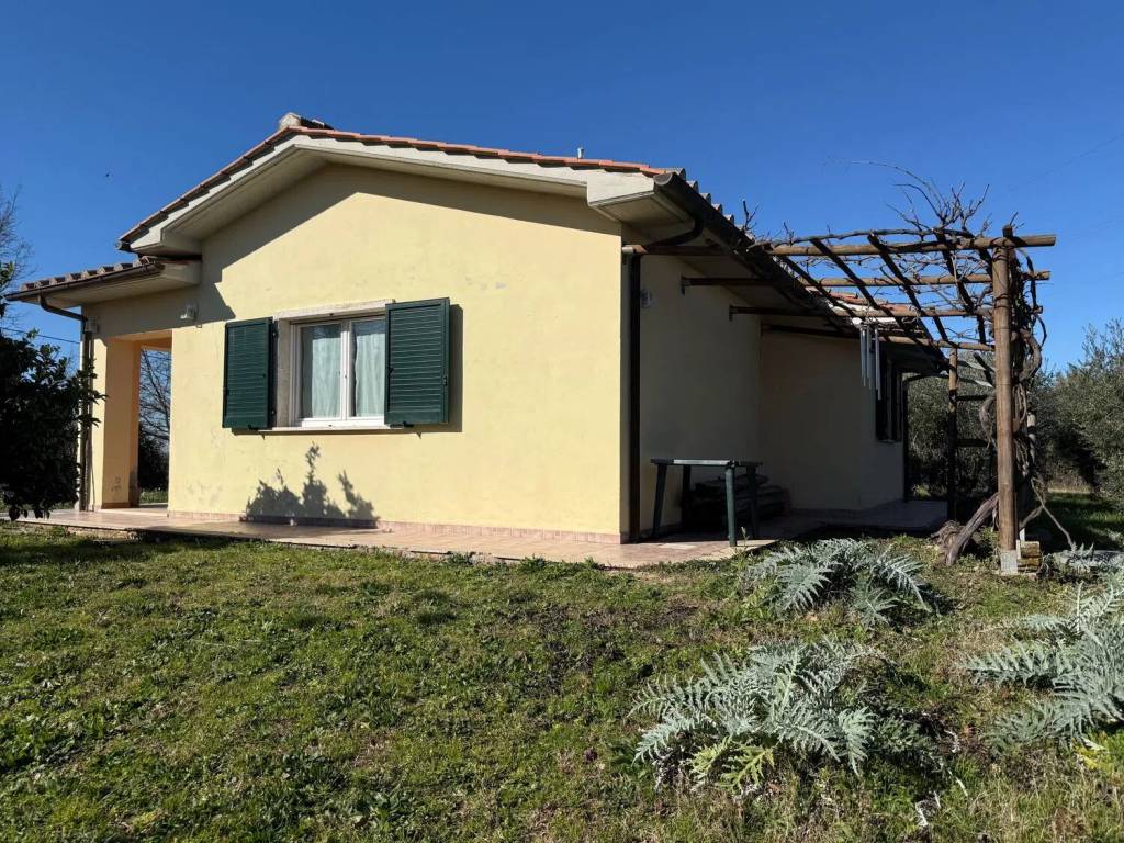 Villa a Manciano in Località La Vecchia No Number - Foto 2