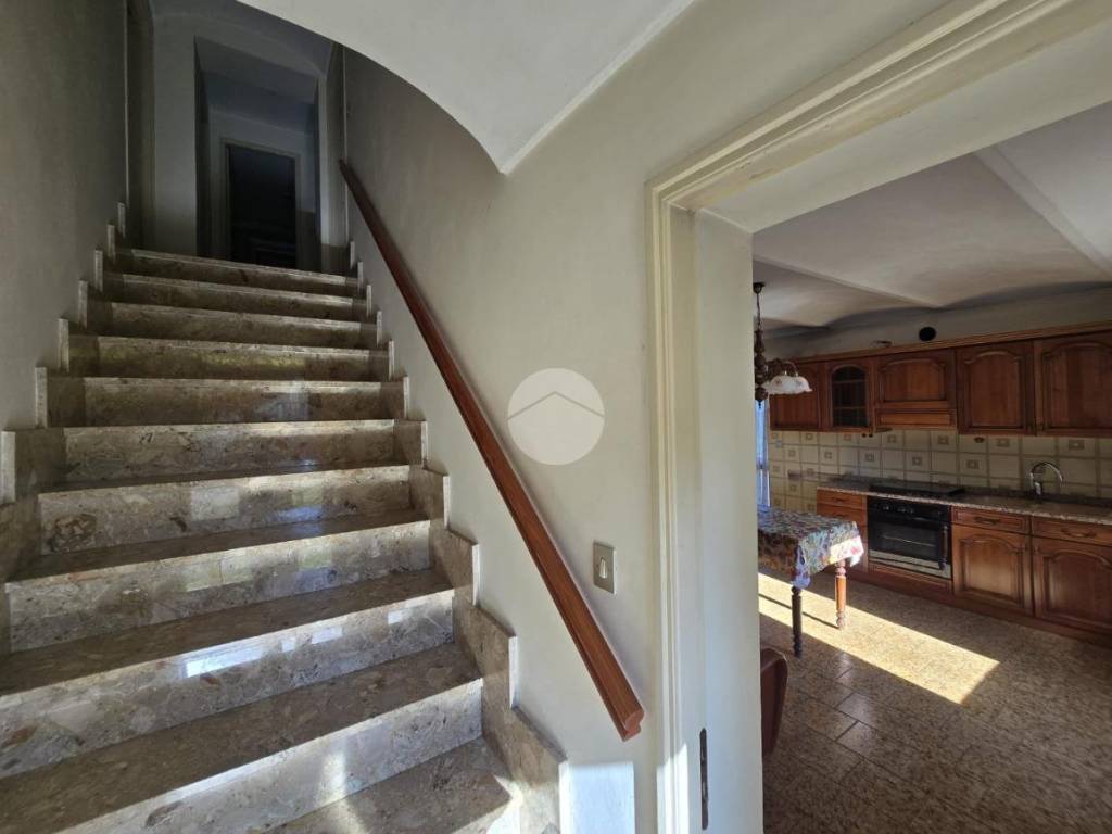 Casa indipendente a Ferrere in Via Collina San Rocco, 45 - Foto 5