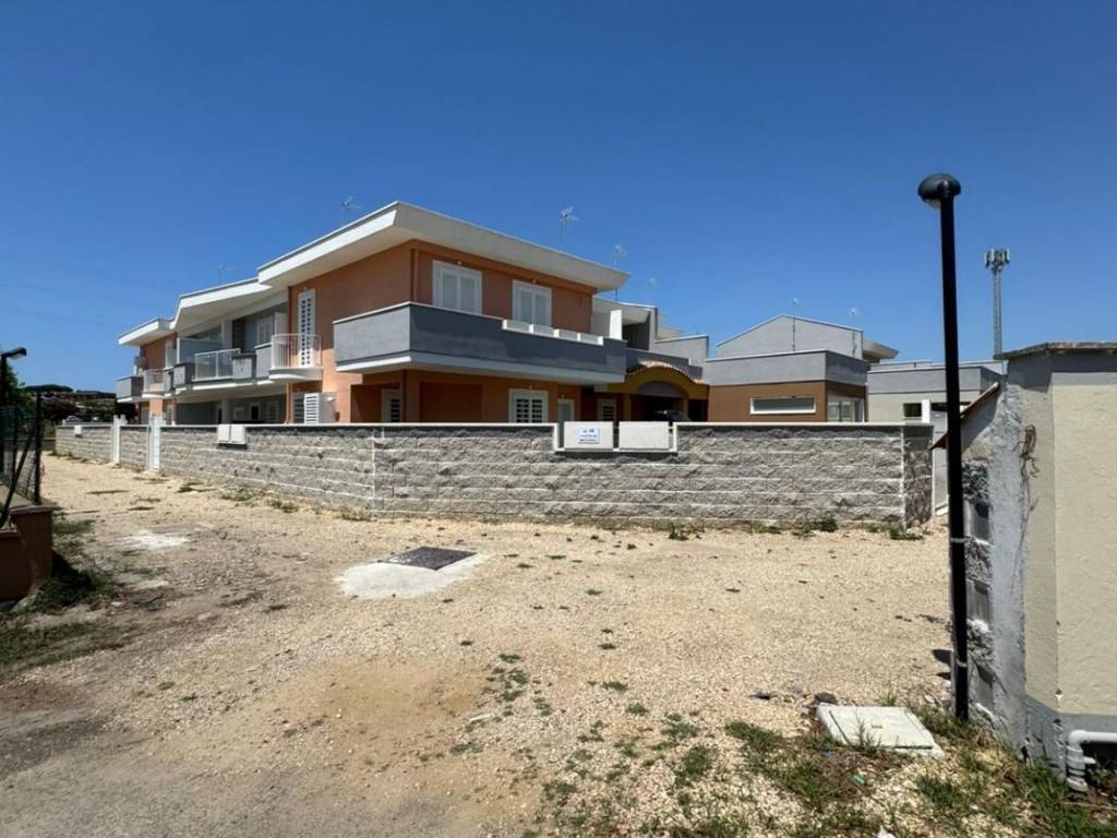 Villa a Nettuno in Via delle Begonie - Foto 2