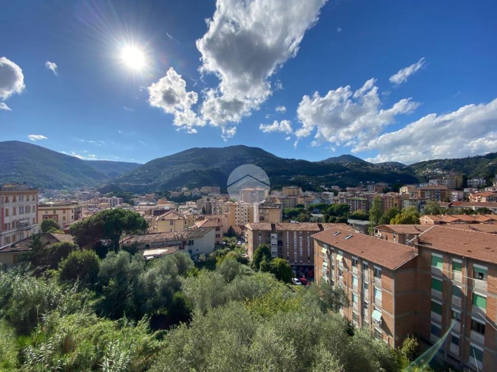 Appartamento a La spezia in Scalinata Arturo Toscanini, 10 - Foto 2