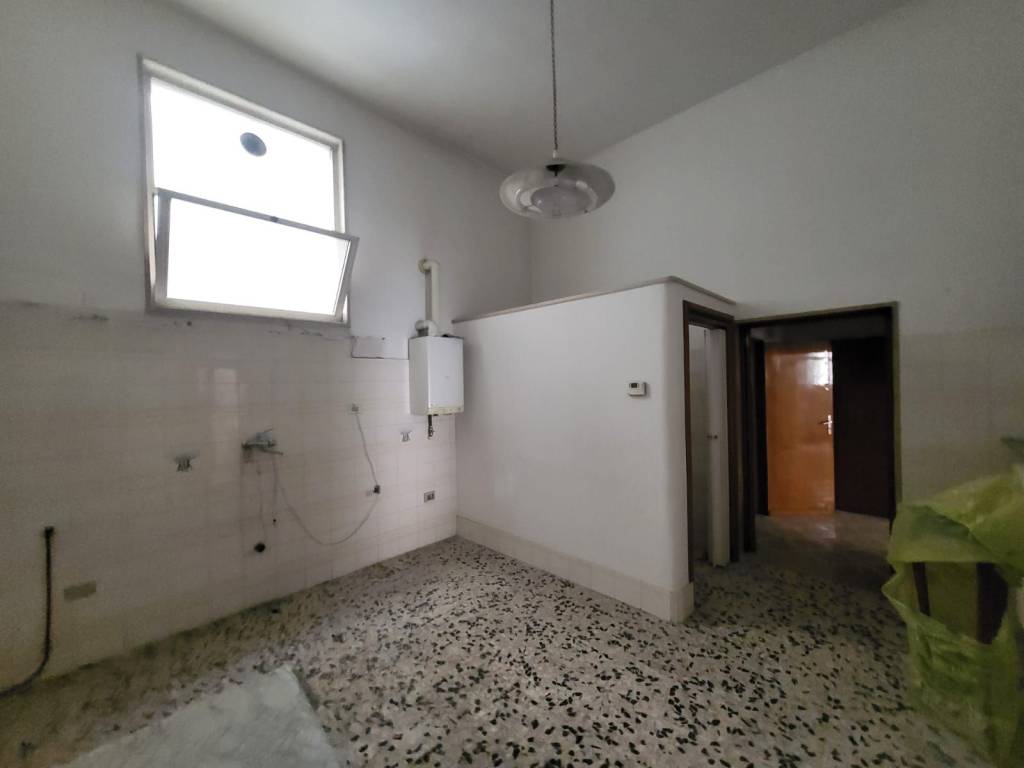 Appartamento a Andria in Via Umberto Giordano - Foto 5
