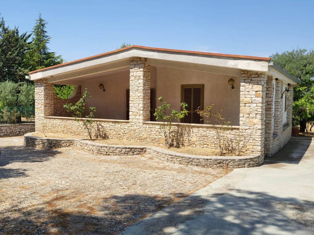 Appartamento a Andria in Via Castel del Monte - Foto 2