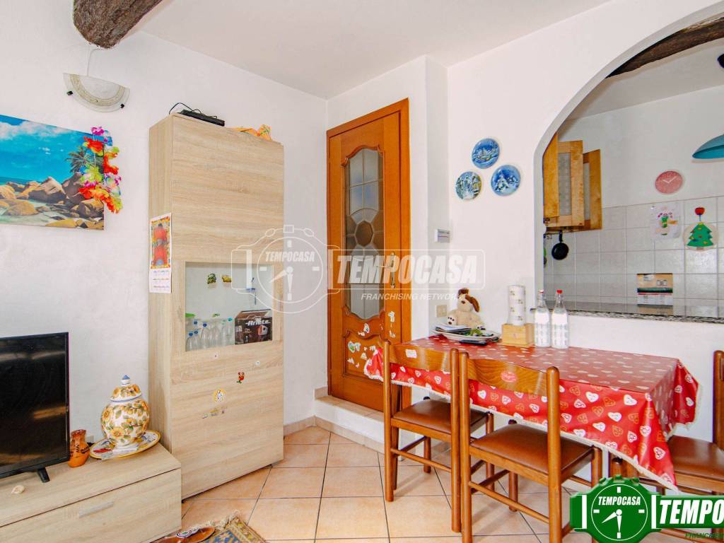 Casa indipendente a Albuzzano in Via Alessandrina - Foto 2