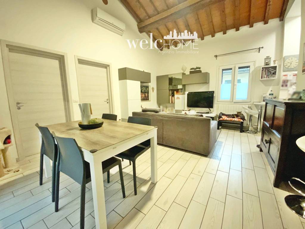 Appartamento a Campi bisenzio in Piazza della Costituzione - Foto 5