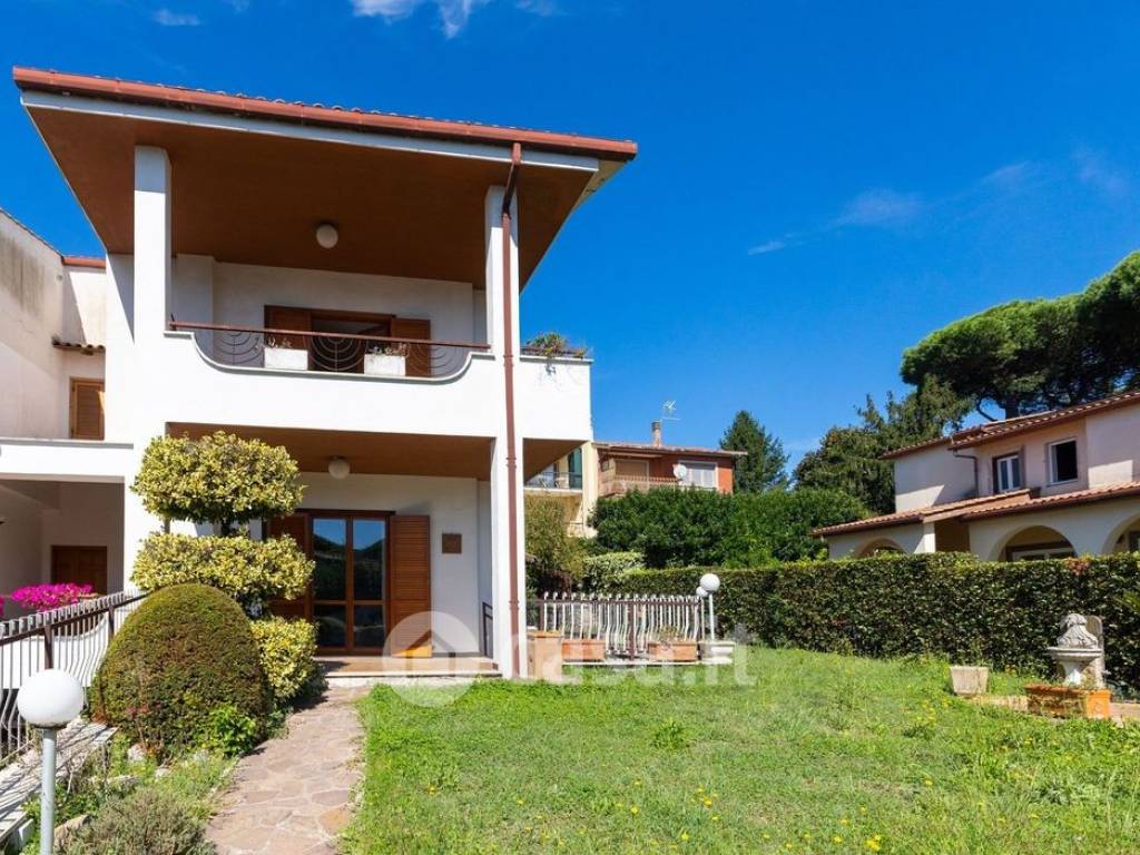 Villa a Genzano di roma in Viale del Colle, 37 - Foto 2