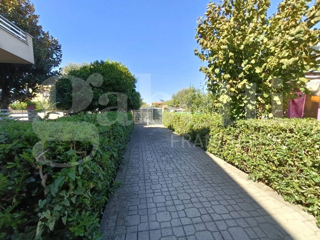 Villa a Nettuno in Via Albenga, 22 - Foto 4