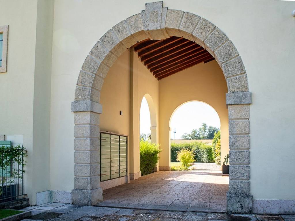 Appartamento a Verona in Lungadige Attiraglio - Foto 5