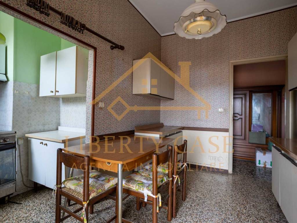 Appartamento a Vercelli in Via Giuseppe Paggi, 78 - Foto 5
