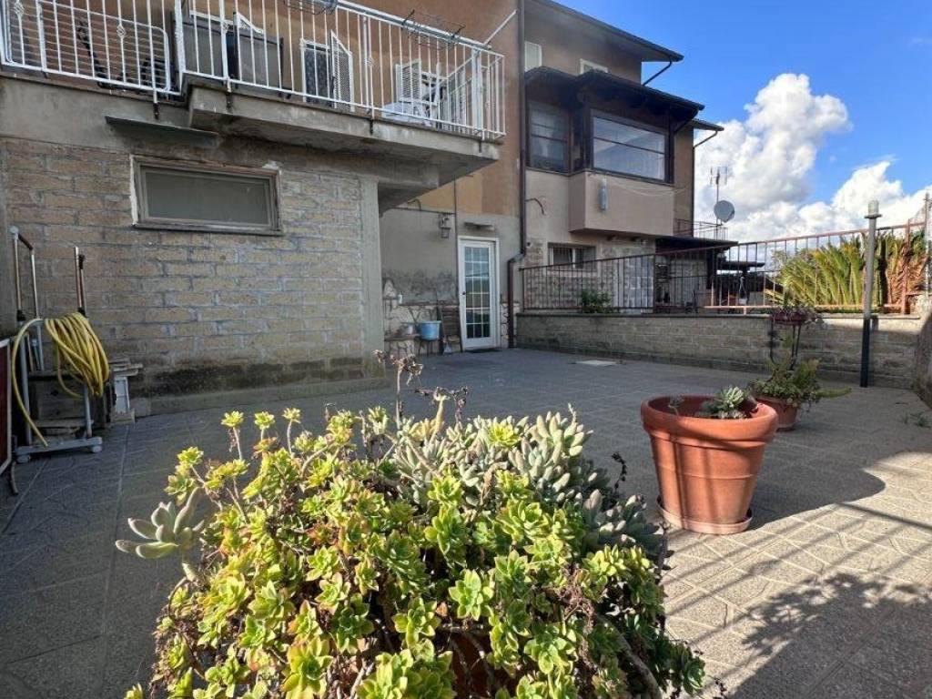 Villetta a schiera a Monte romano in Via Giacomo Matteotti, 6 - Foto 2