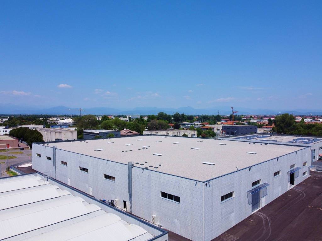 Immobile a Romano di lombardia in Via dell'Industria - Foto 3