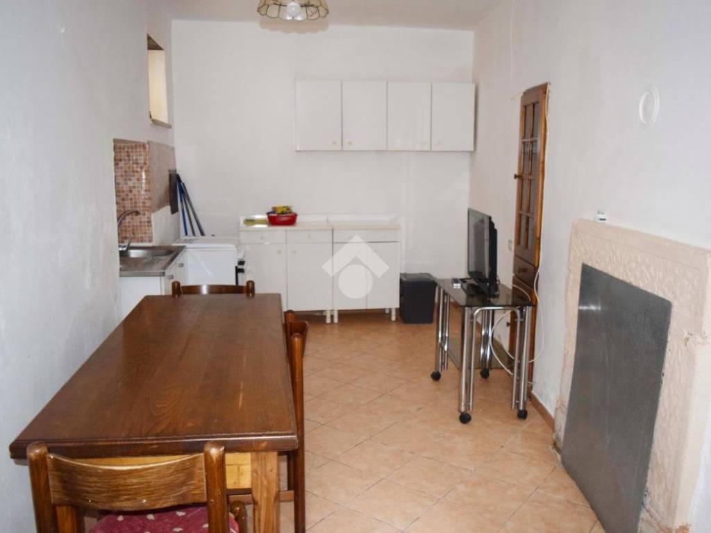 Casa indipendente a Sante marie in Largo Condotti - Foto 2