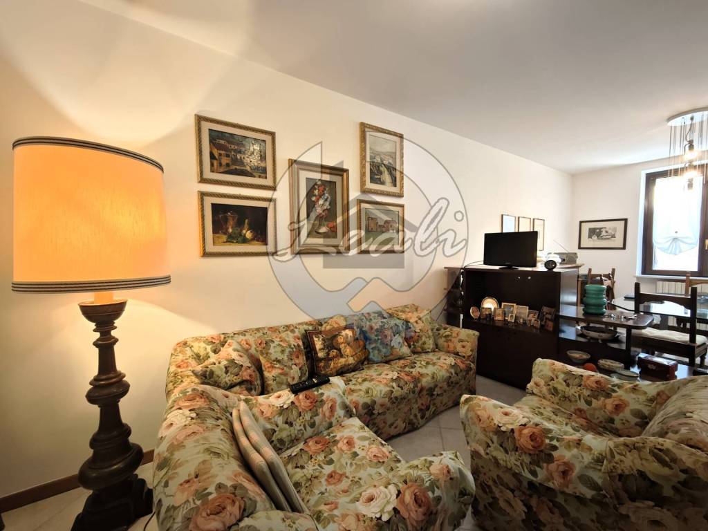 Appartamento a Tolentino in VIA VALPORRO, 46 - Foto 2