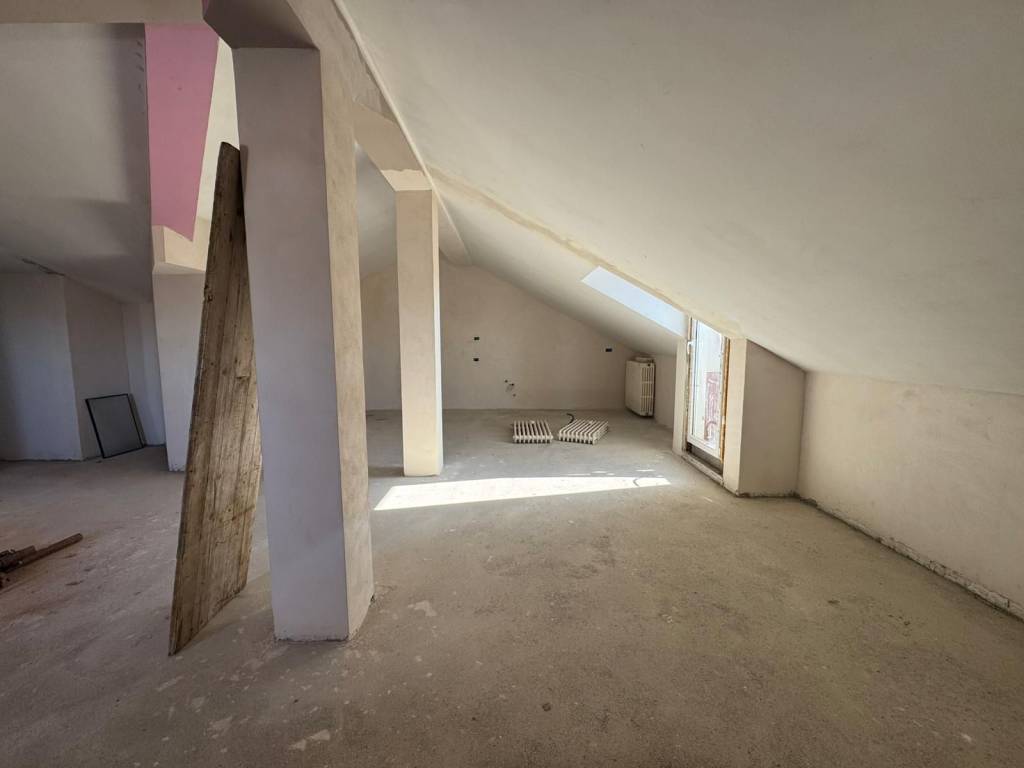 Attico / mansarda a Asti in Corso Dante Alighieri - Foto 5