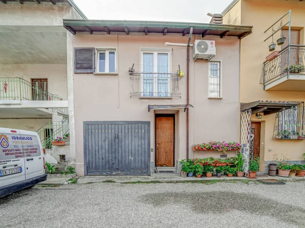 Casa indipendente a Besozzo - Foto 2