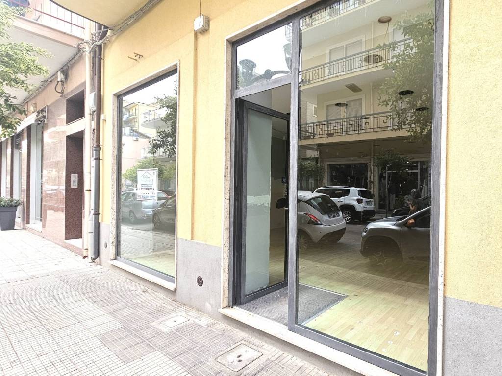 Immobile a Capo d'orlando in Via Vittorio Veneto, 100 - Foto 2