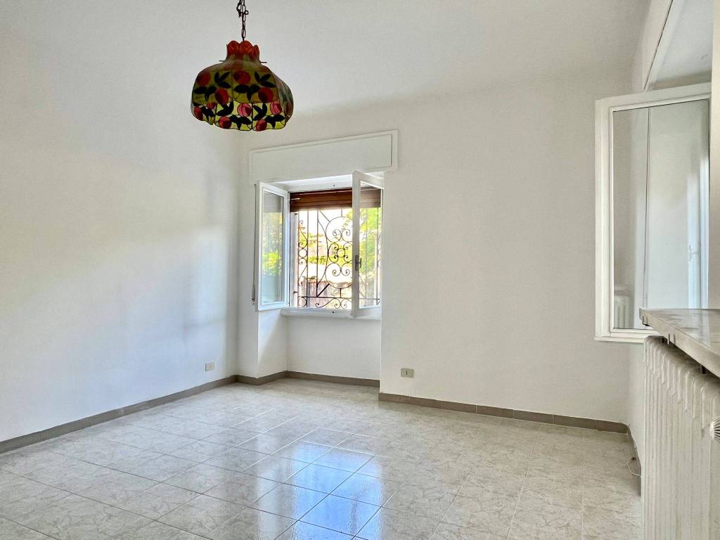 Appartamento a Verbania in Via Maurizio Muller, 63 - Foto 5