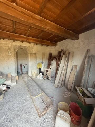 Casa indipendente a Tolfa in Via San Sebastiano - Foto 2