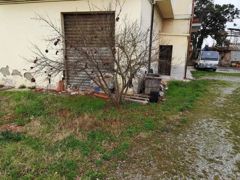 Palazzo / stabile a San miniato in Via Nazionale - Foto 2