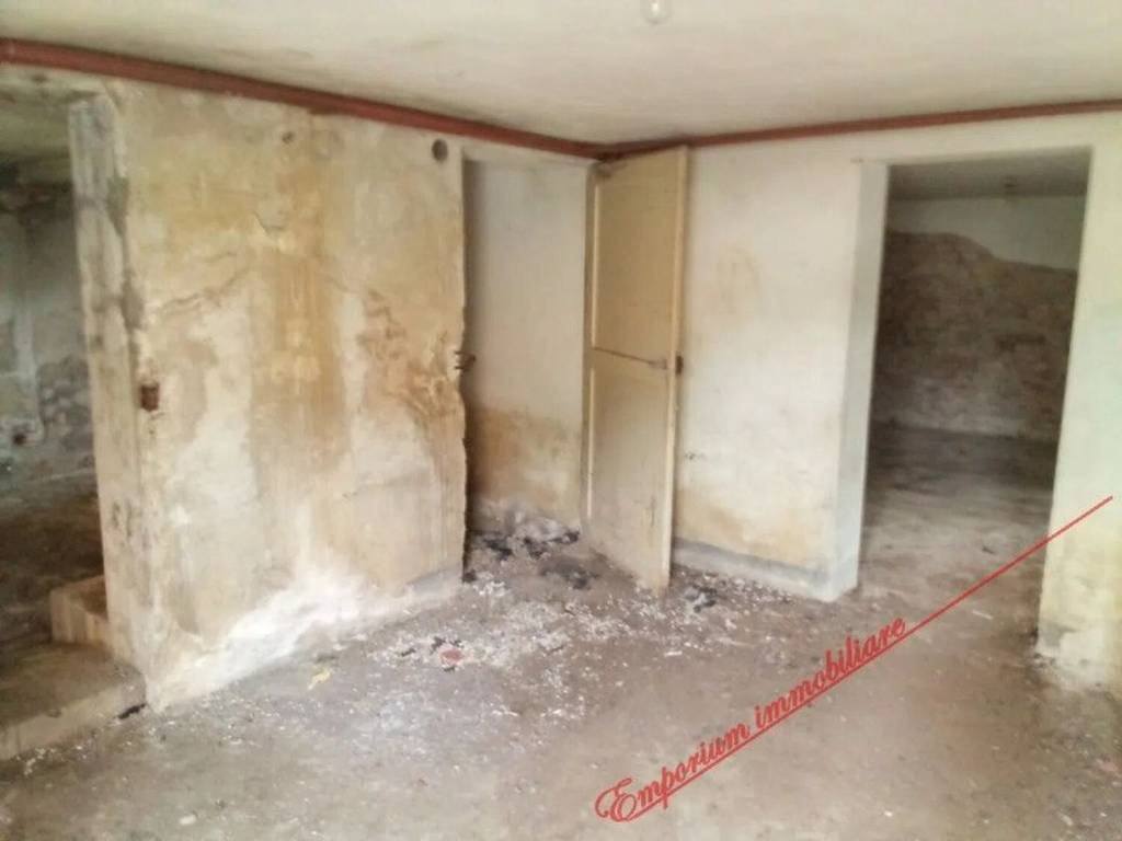 Villa a Capraia e limite - Foto 3