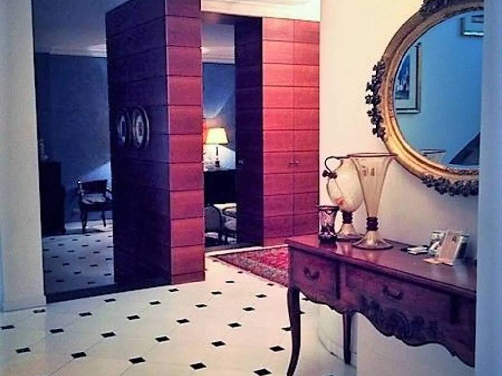 Villa a Capraia e limite - Foto 2