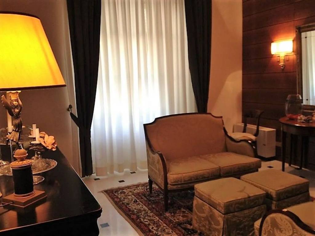 Villa a Capraia e limite - Foto 4