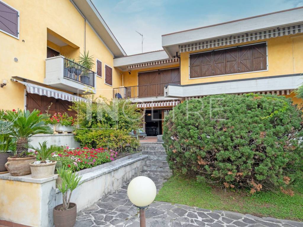Appartamento a Bardolino in Via Campagnola, 11 - Foto 3