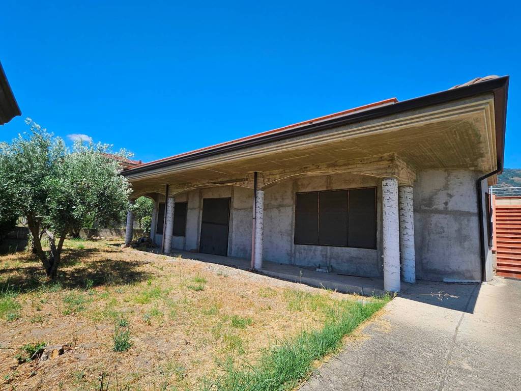 Villa a Montepaone in Via Adige, 18 - Foto 5