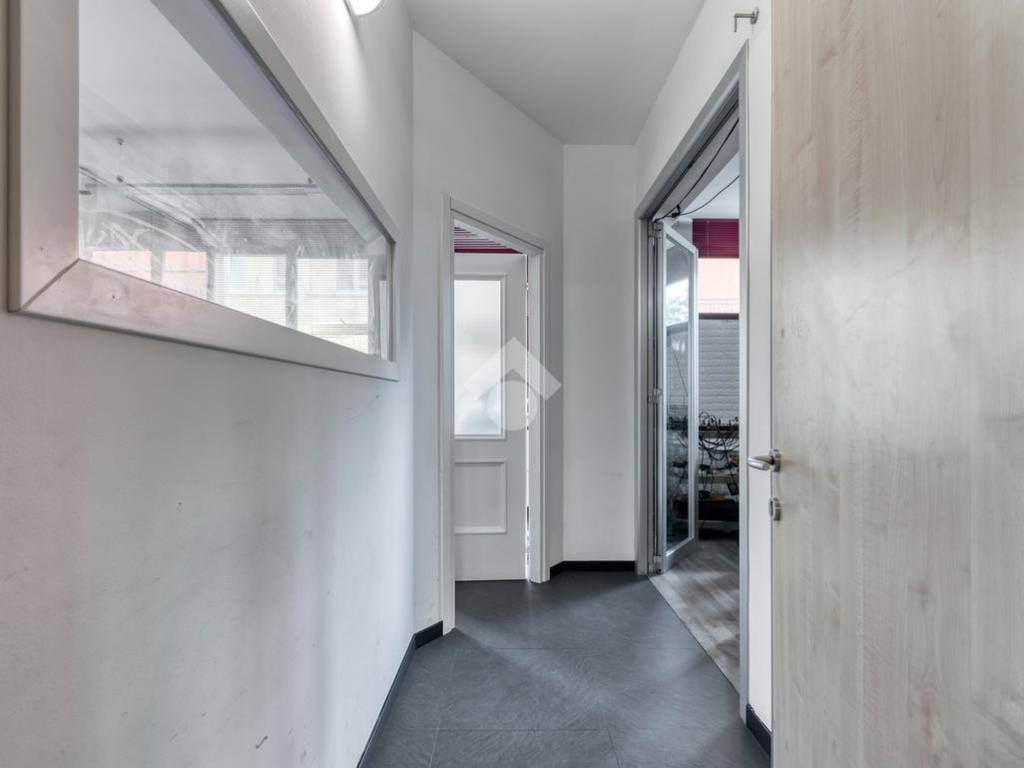 Immobile a Bologna in Via FILIPPO ANTOLINI, 7 - Foto 3