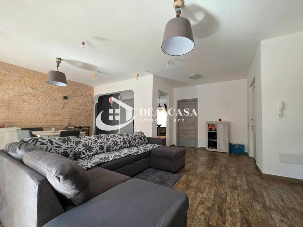 Appartamento a Nuoro in Via Mughina, 44 - Foto 2