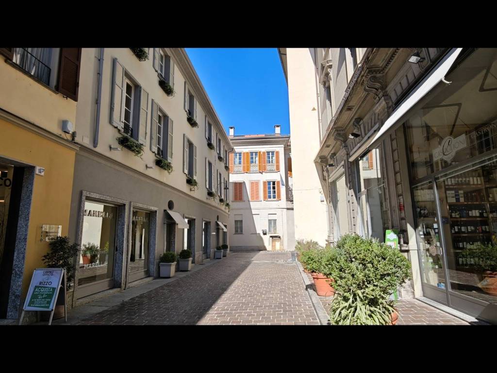 Appartamento a Como in Via Giuseppe Rovelli, 57 - Foto 5