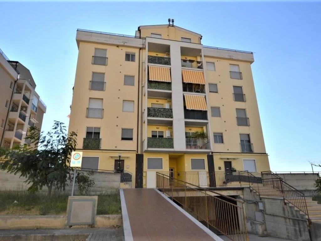 Appartamento a Lavello in Via Papa Giovanni Paolo I, 5 - Foto 2