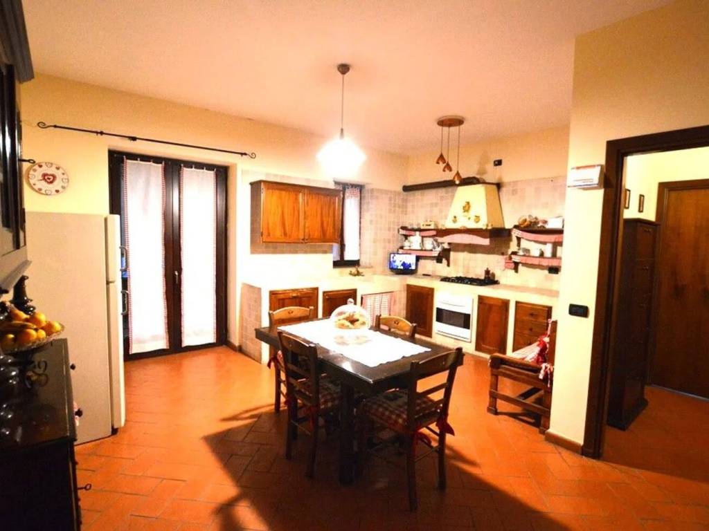 Appartamento a Lavello in Via Alessandro Manzoni - Foto 5