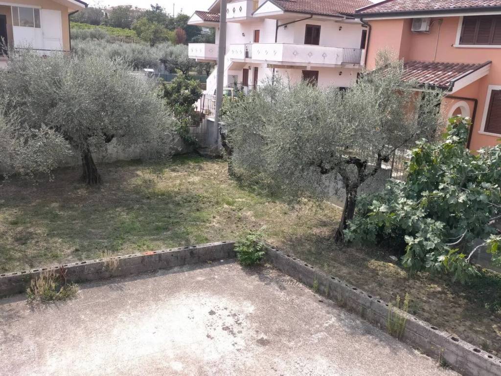 Villa a Loreto aprutino in Strada Provinciale 4 No Number - Foto 4