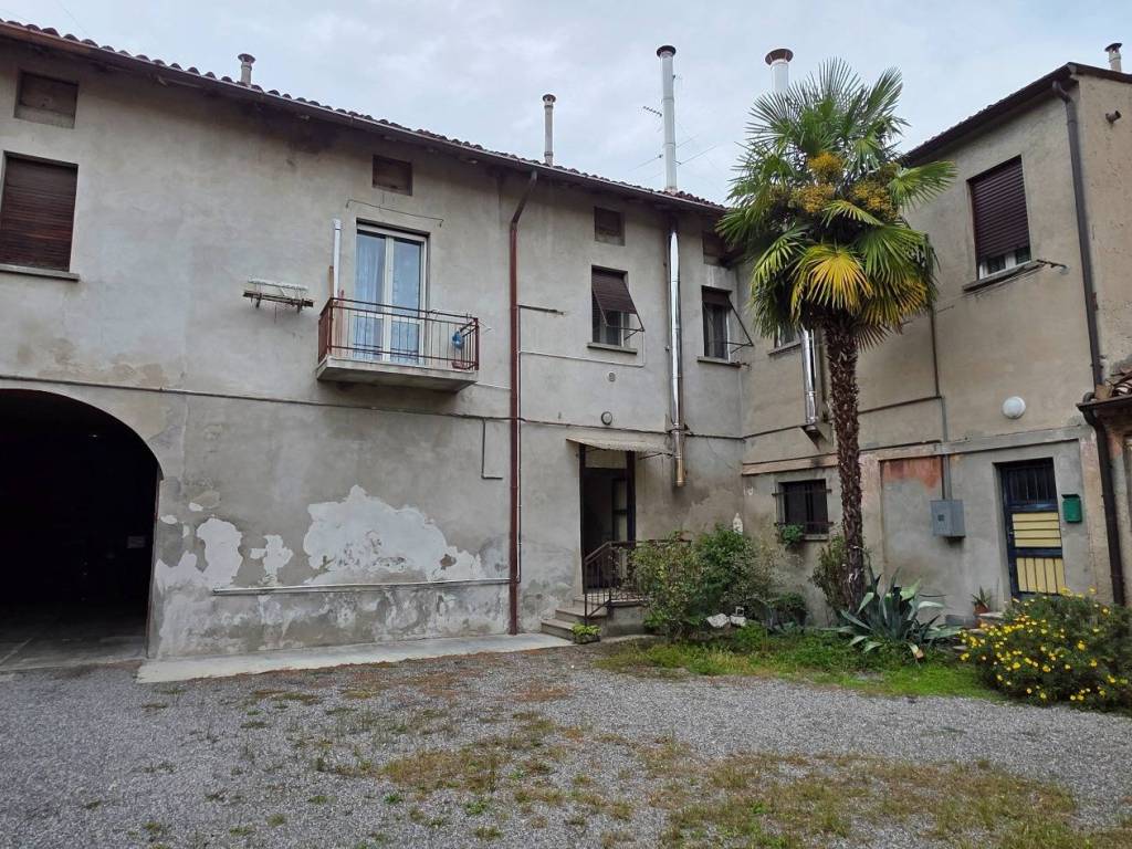 Appartamento a Codogno in Via Giuseppe Mazzini, 67 - Foto 2