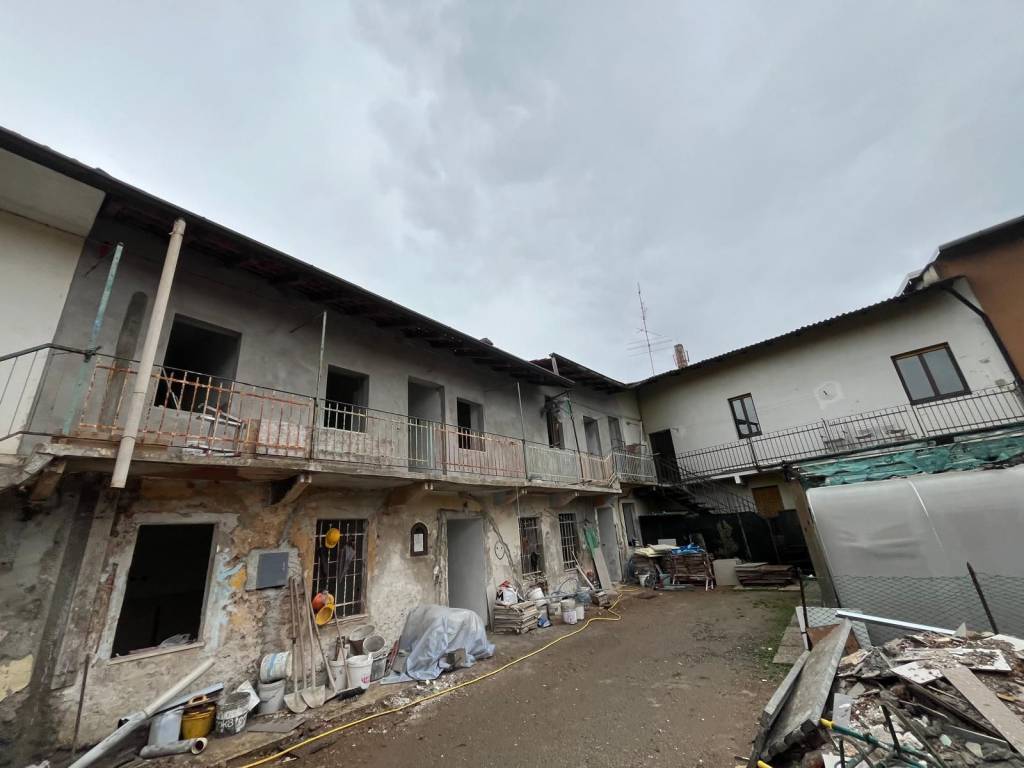 Appartamento a Cardano al campo in Vicolo Addolorata, 12 - Foto 5