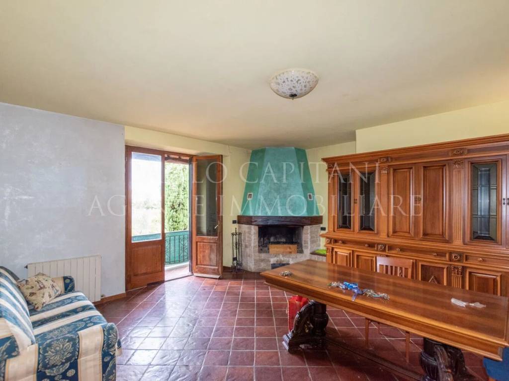 Appartamento a Castelnuovo berardenga in Via Dell'Uva - Foto 2
