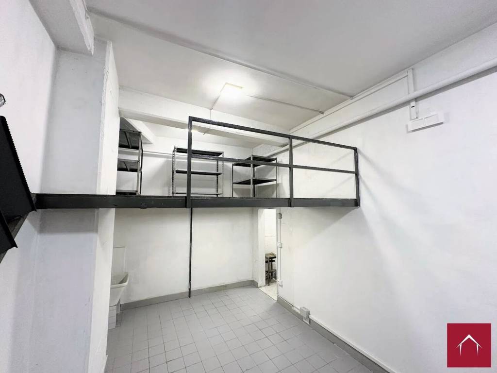 Box / garage a Barletta in Via Monte Grappa, 6 - Foto 3