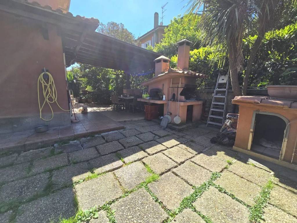 Villa a Monte porzio catone in Via Costagrande, 46 - Foto 2