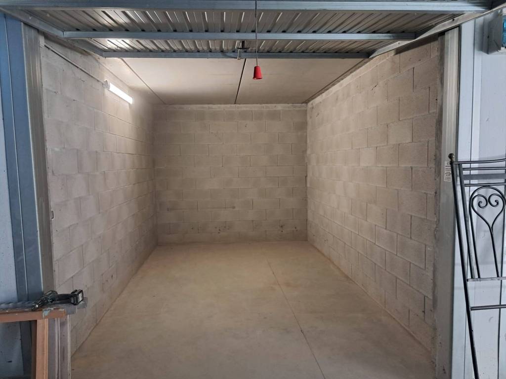 Box / garage a Moncalieri in Via Monviso - Foto 3