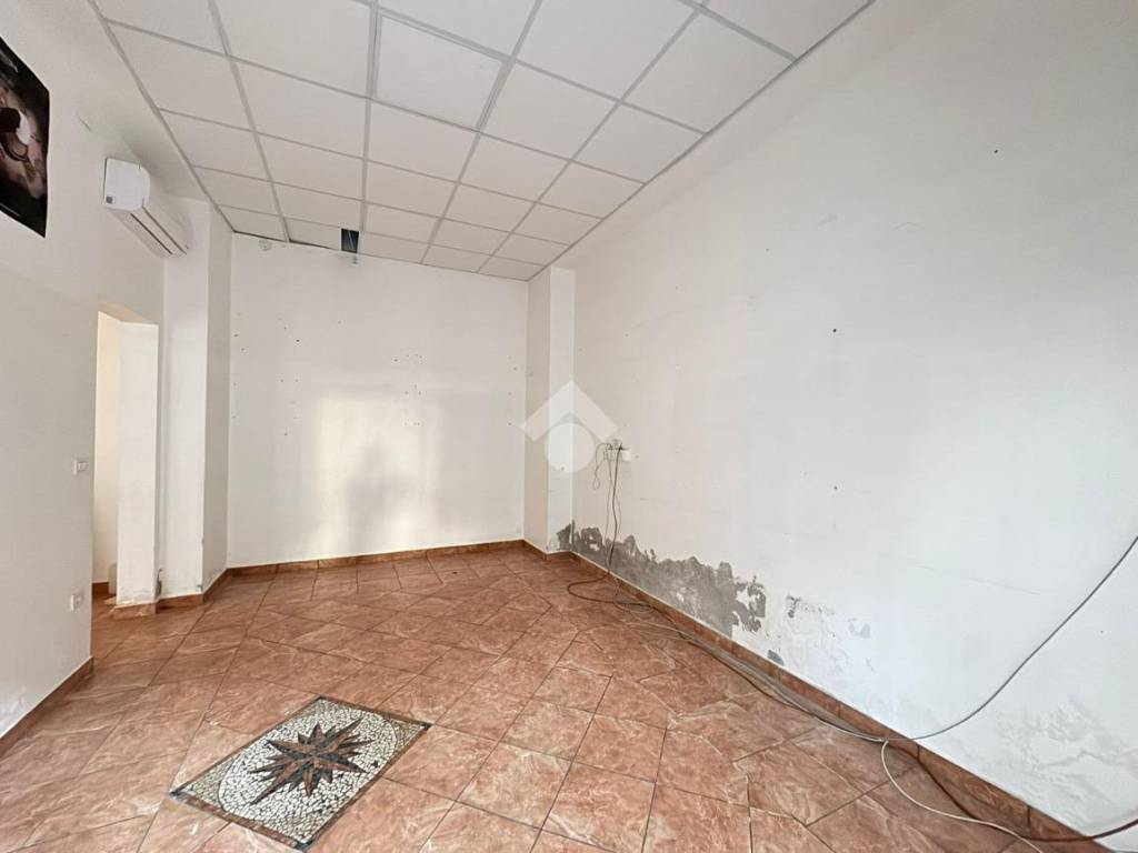 Box / garage a Catanzaro in Via nicola lombardi, 9 - Foto 5
