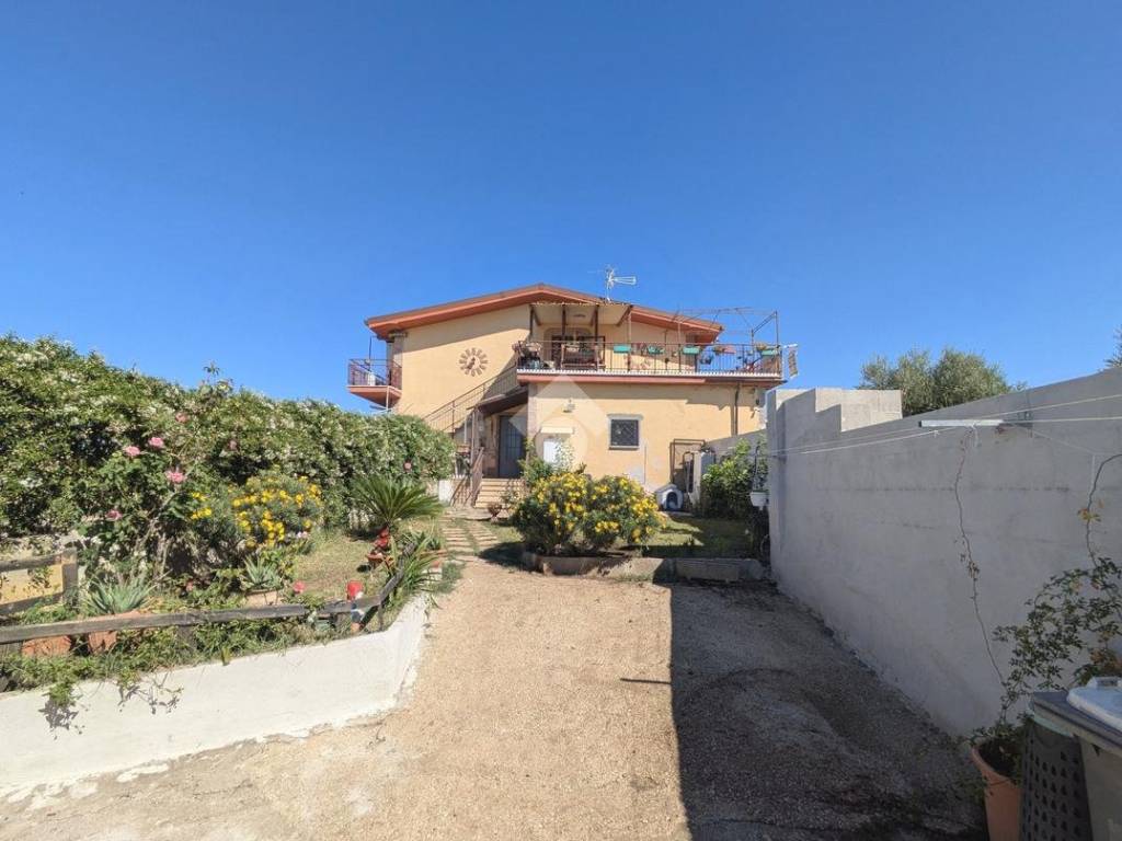 Appartamento a Ciampino in via dei vigneti, 53 - Foto 3
