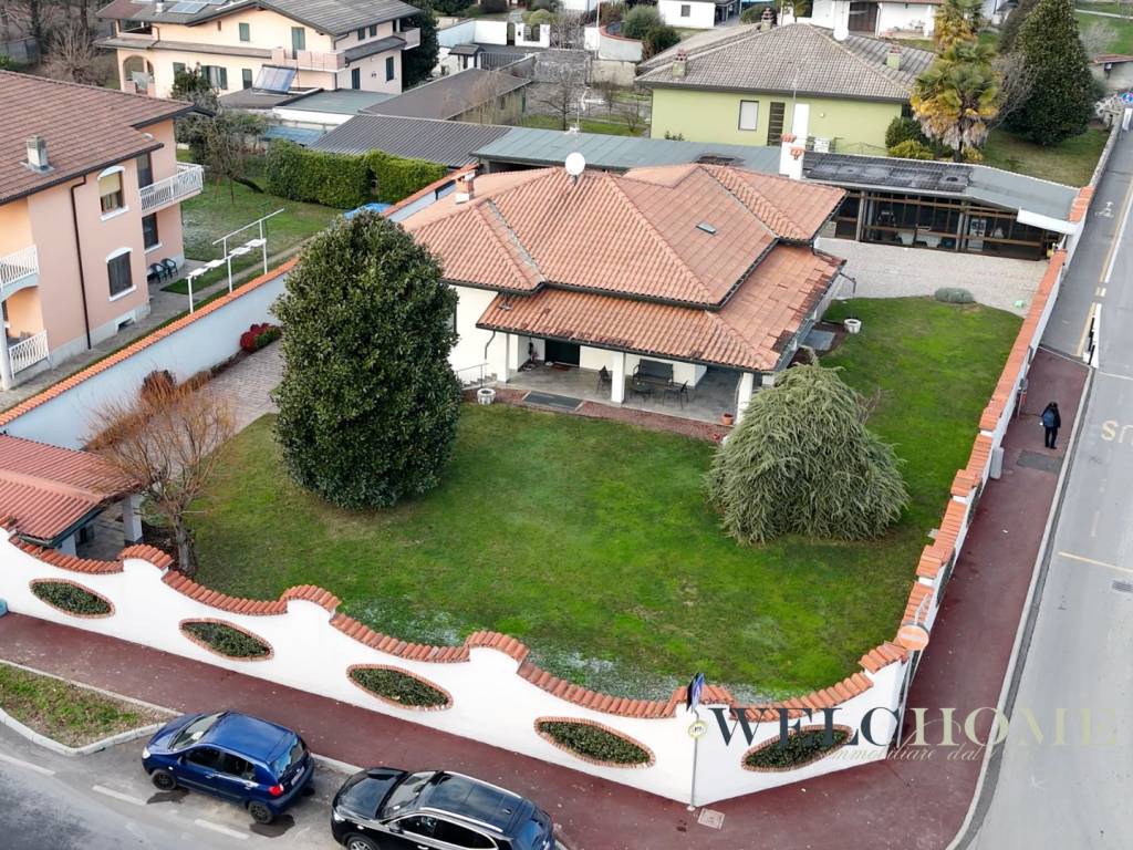 Villa a Ossona in Via Federico Bosi - Foto 2