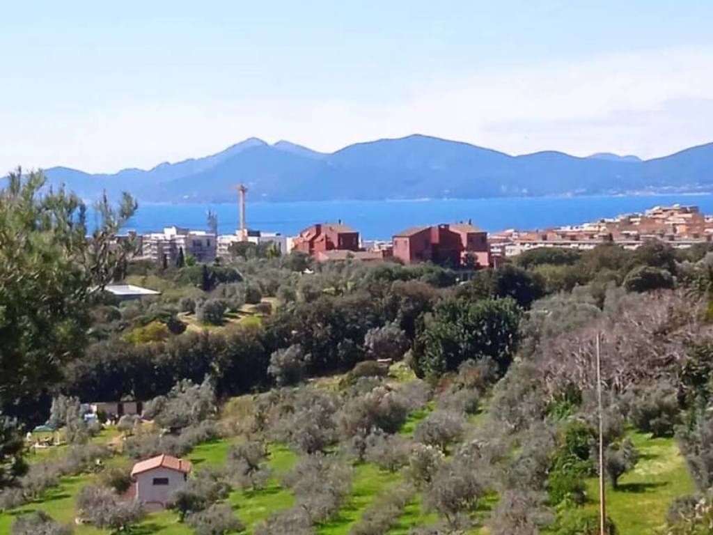 Villa a Piombino in Via Della Capriola - Foto 2