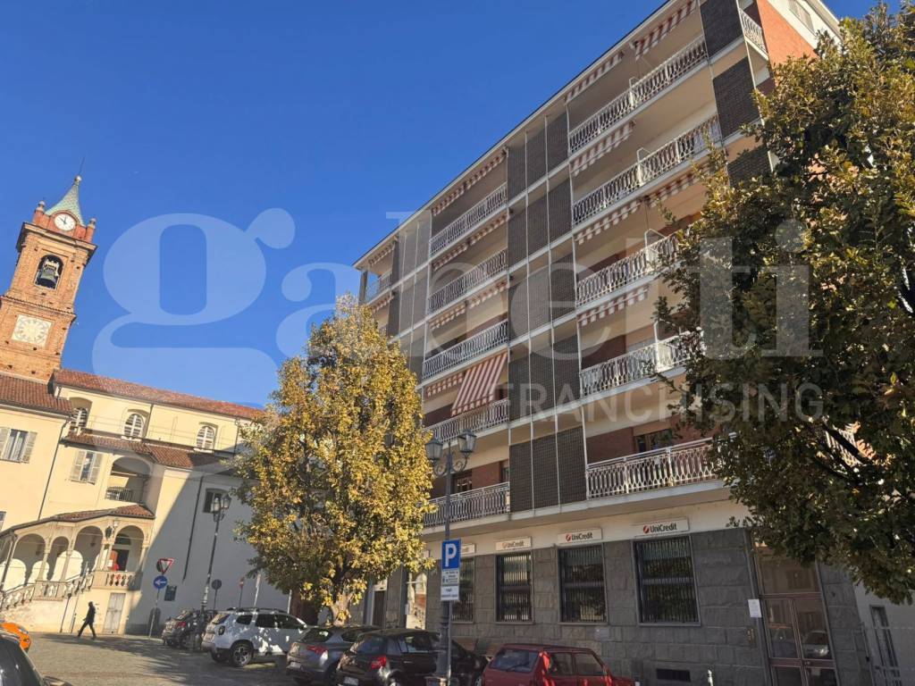 Appartamento a Piossasco in Piazza XX Settembre, 9 - Foto 2