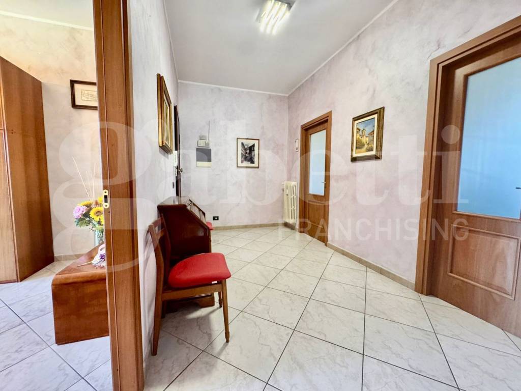 Appartamento a Piossasco in Piazza XX Settembre, 9 - Foto 5
