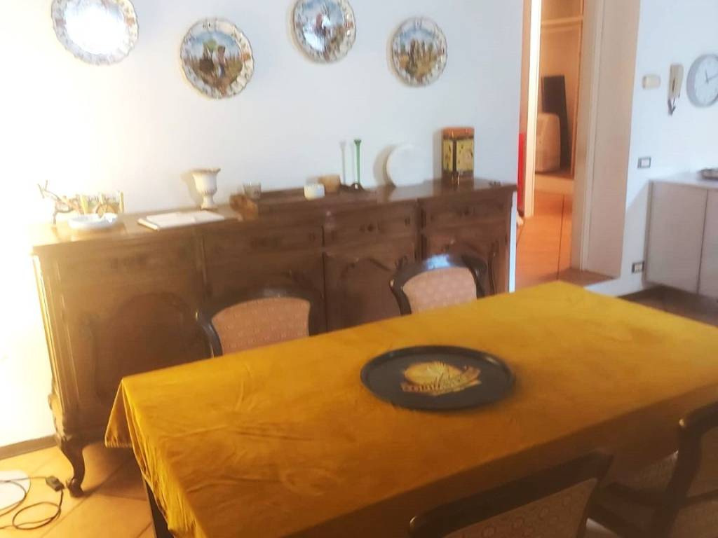 Appartamento a Angera in Via Rocca, 20 - Foto 2