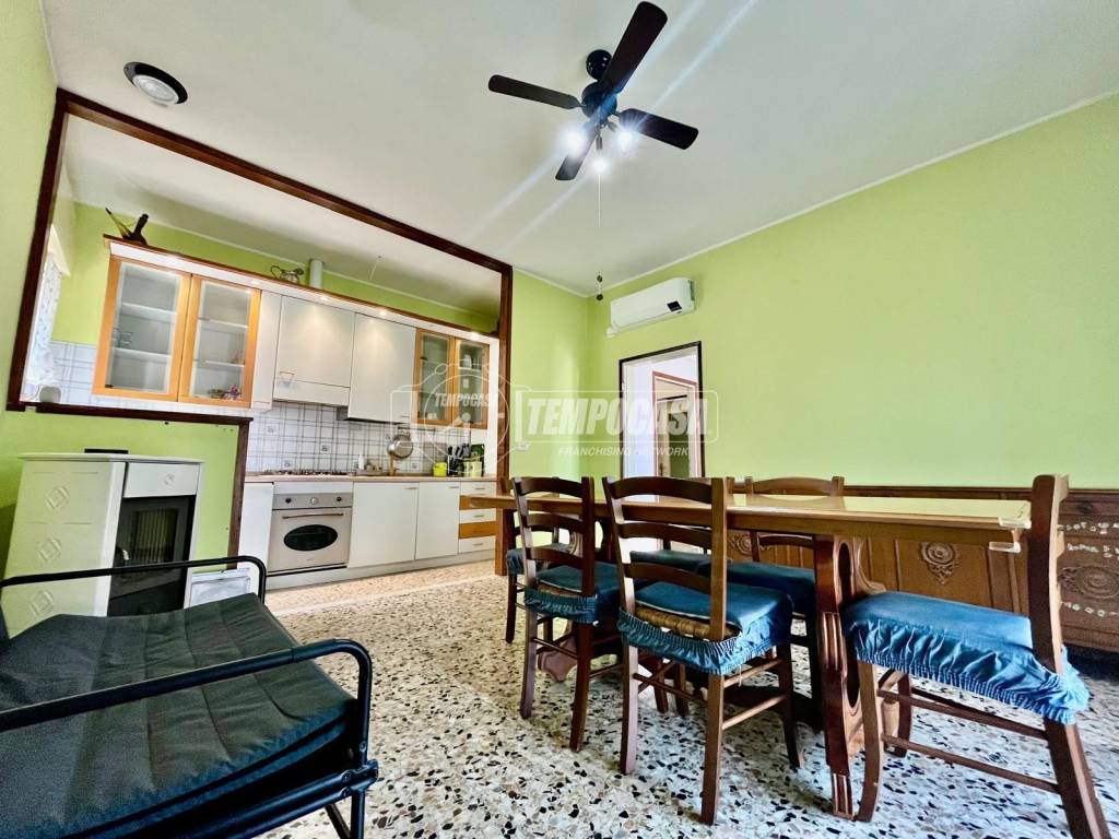 Villa a Monzambano in Via Generale Vittorio Darra - Foto 5