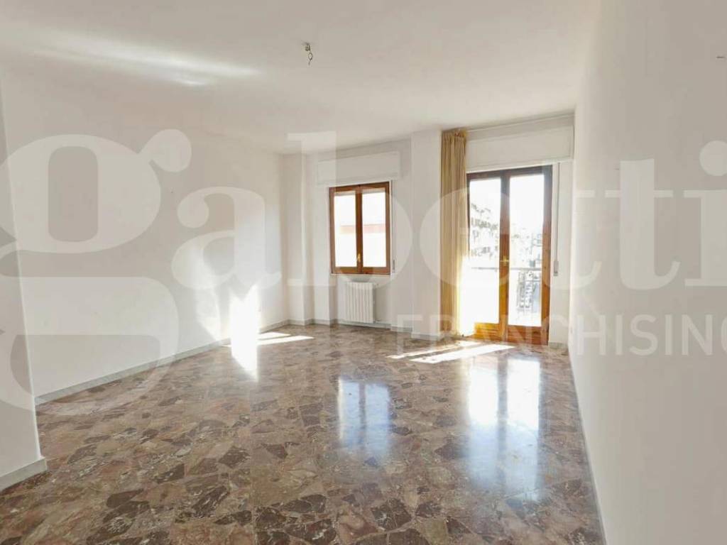 Appartamento a Trani in Via Ugo la Malfa - Foto 4