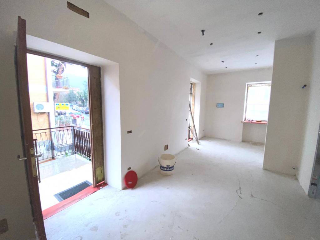Appartamento a Monte porzio catone in Via Aldo Moro, 48 - Foto 2