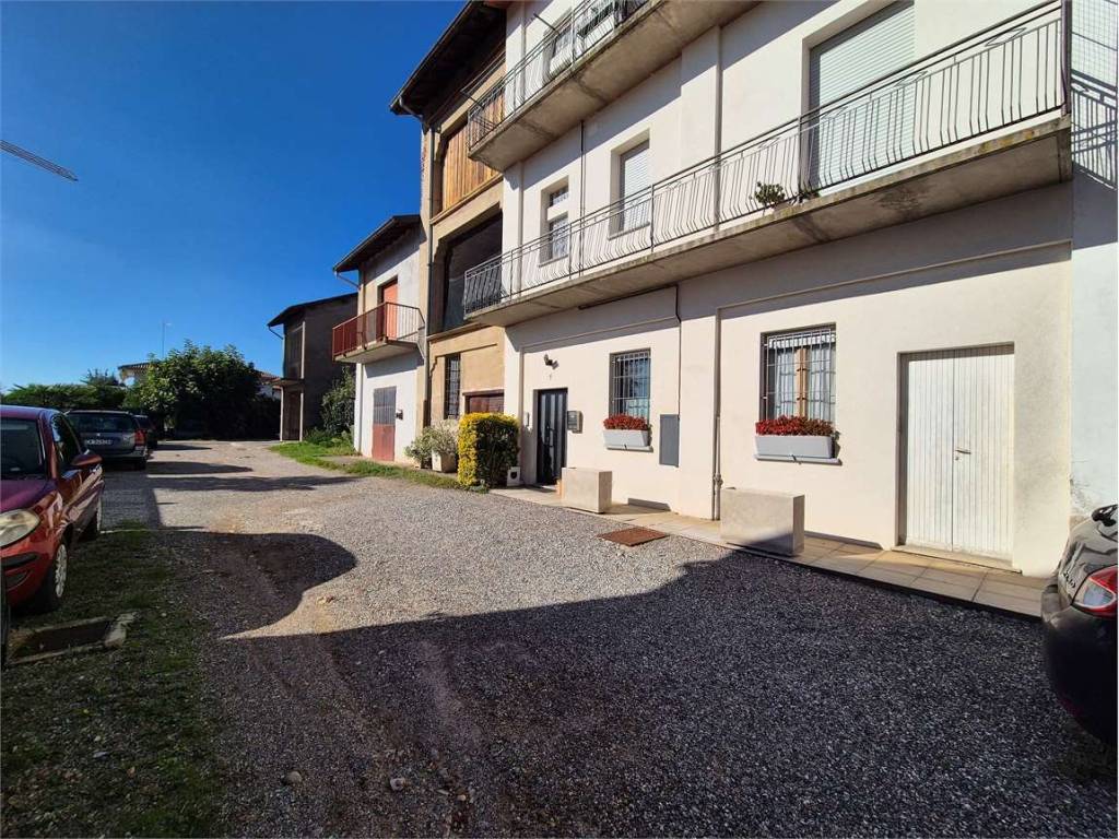 Rustico / casale a Fenegrò in Via Trieste - Foto 2